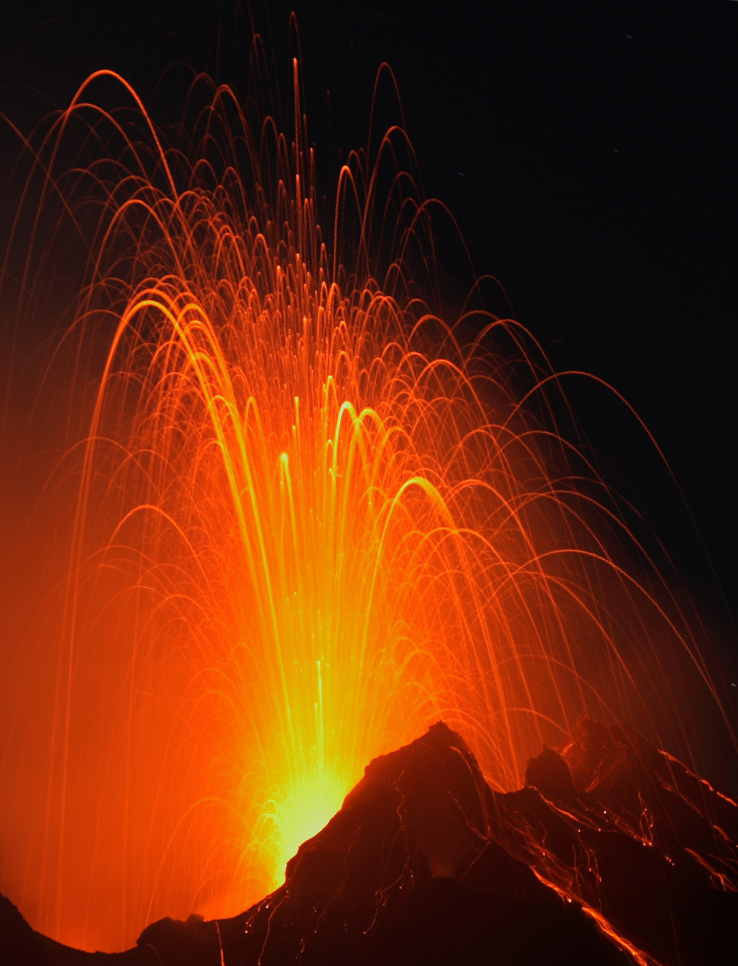 Night of fire at Stromboli
