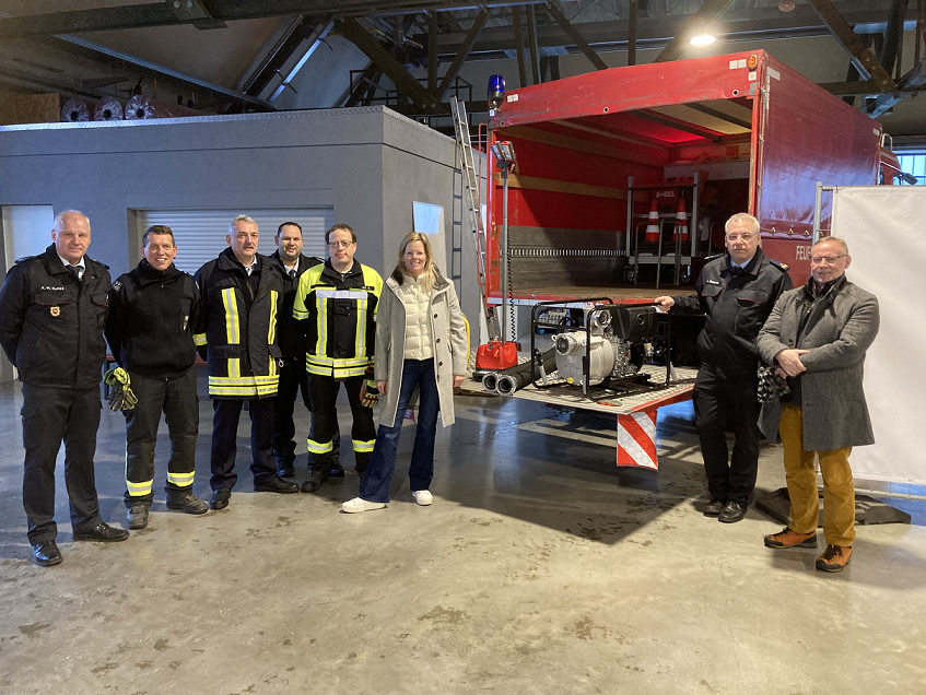 Übergabe Schutzwasserpumpen an Landkreis Vulkaneifel2 kleiner